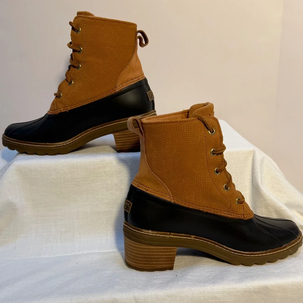 Sperry Top Sider‎ Women's Boots Duck Boots Tan Leather Black Rubber Size 6.5